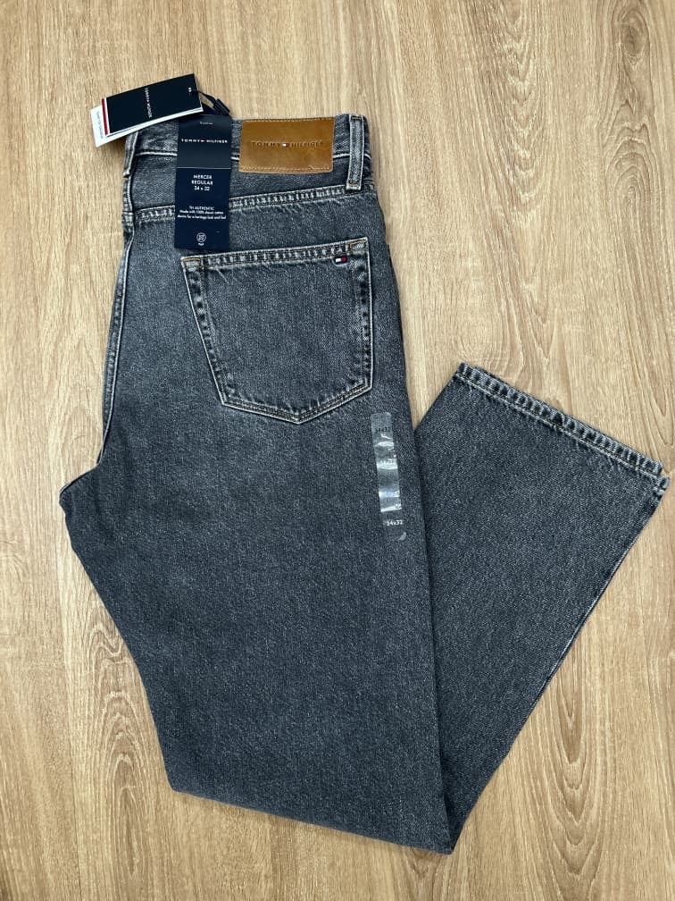 Tommy Hilfiger Regular Fit Denim in Grey
