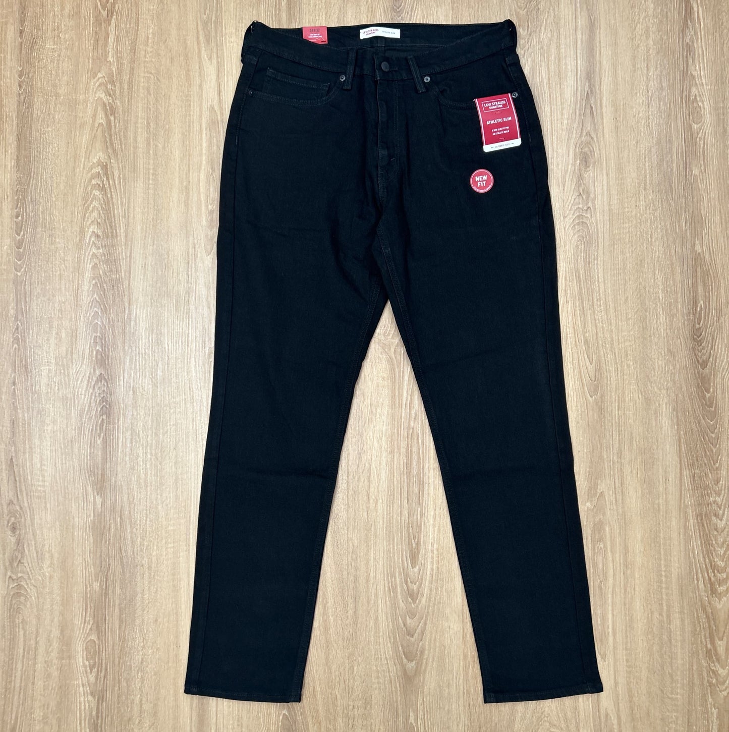 Levi's Slim Fit Denim in Black