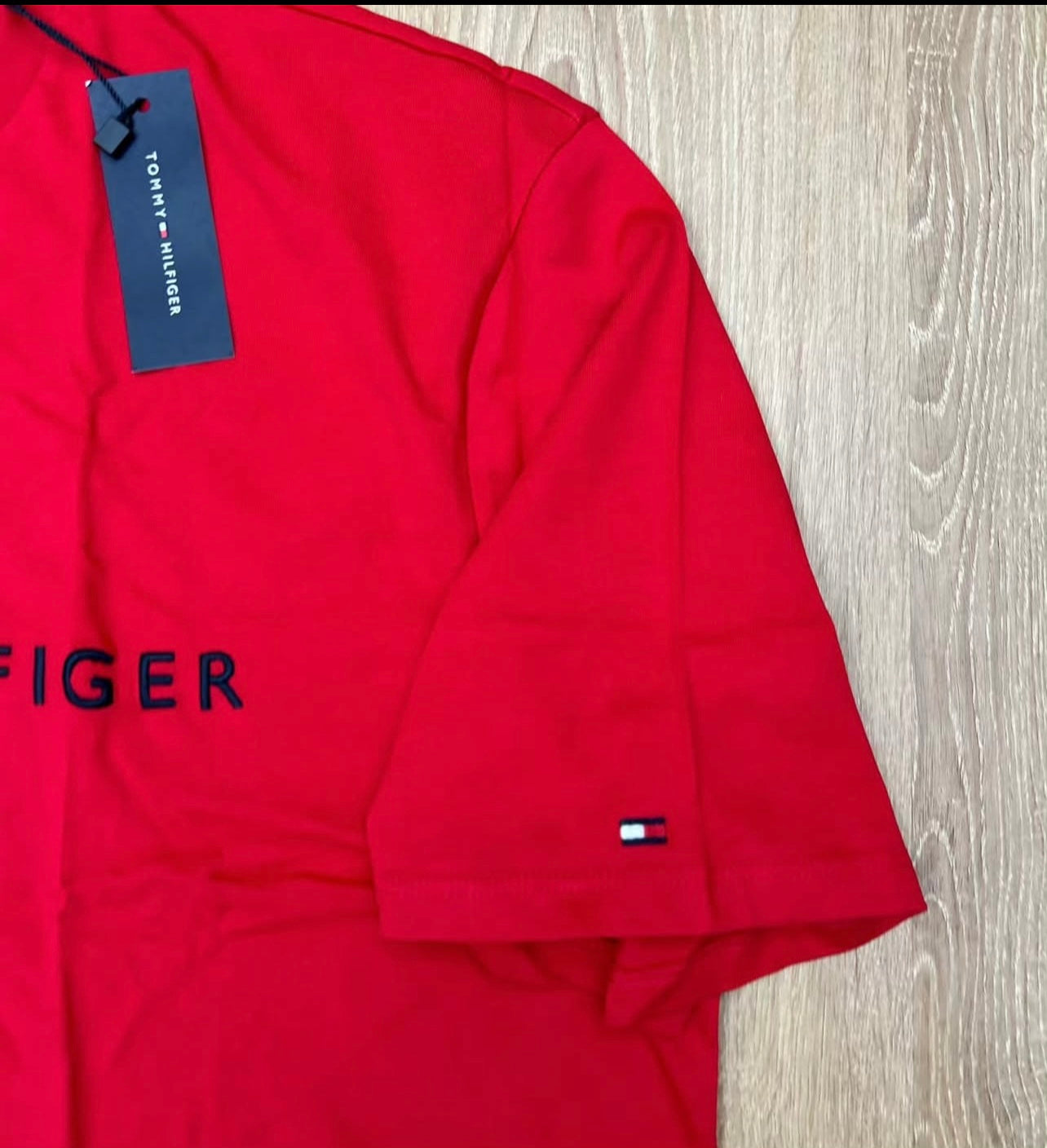 Tommy Hilfiger T Shirt in Red