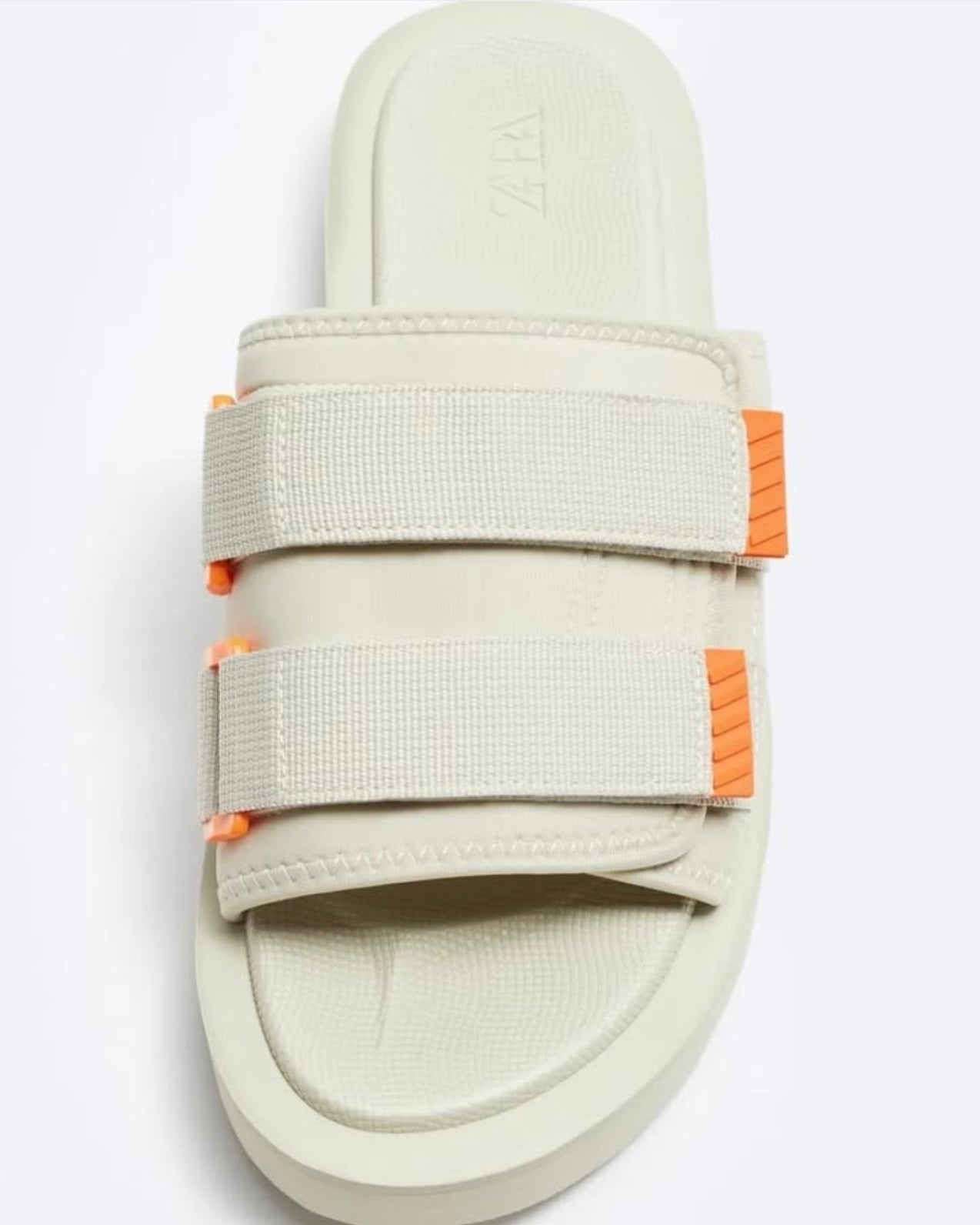 Zara Chunky Technical Slides