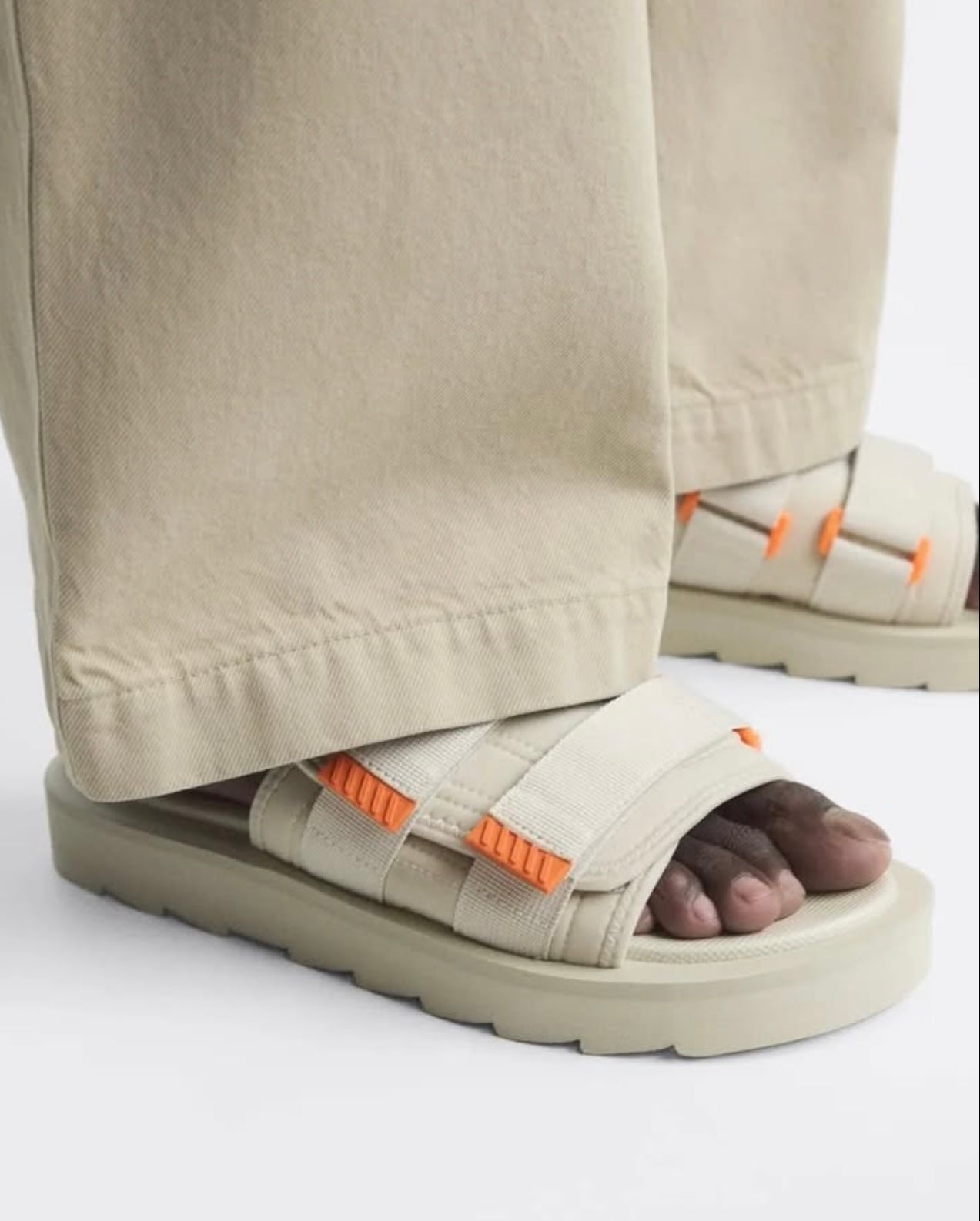 Zara Chunky Technical Slides