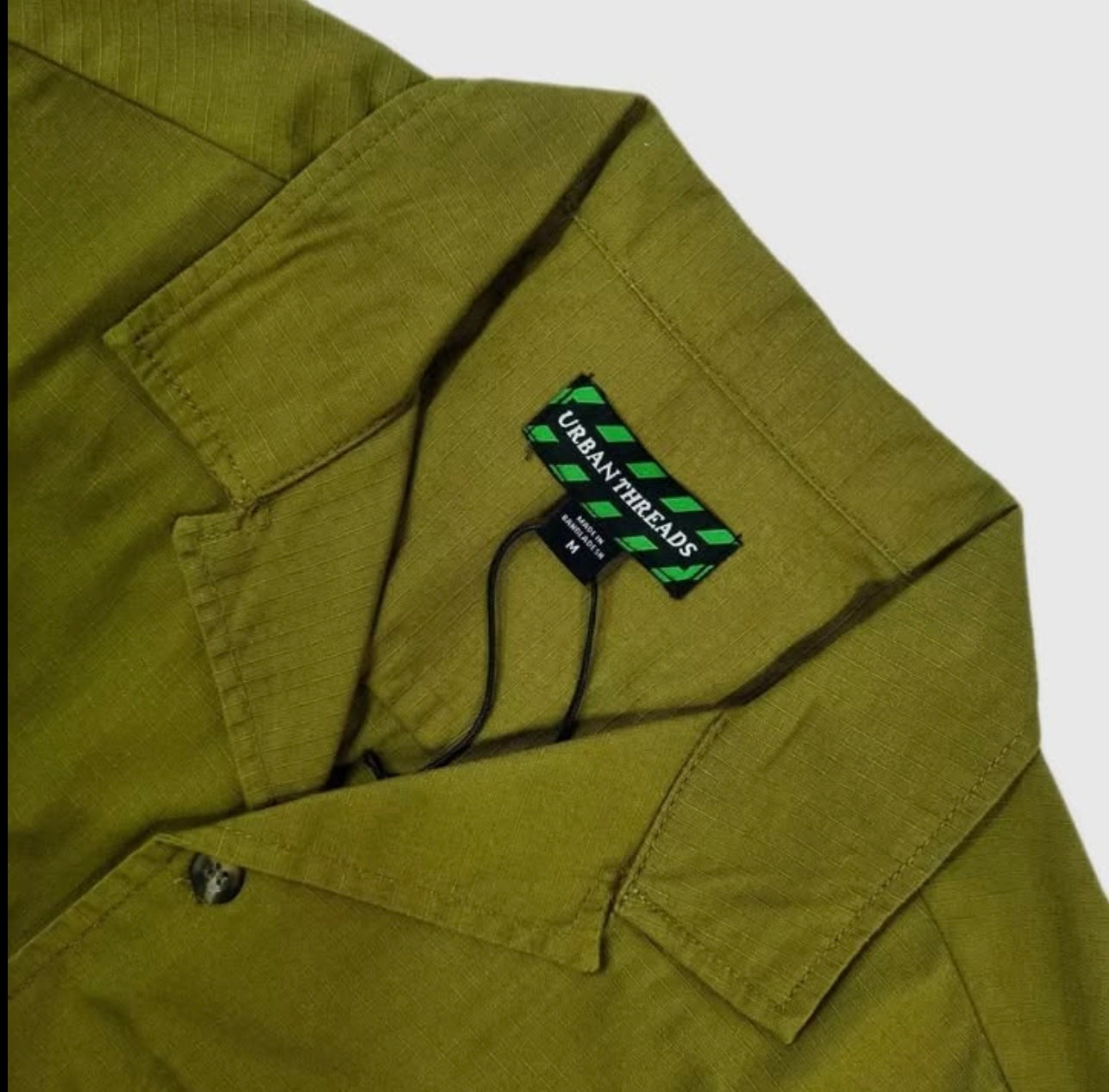 Urban Thread Regular Fit Army Green Cotton Short Sleeve Shirt in Revere Collar