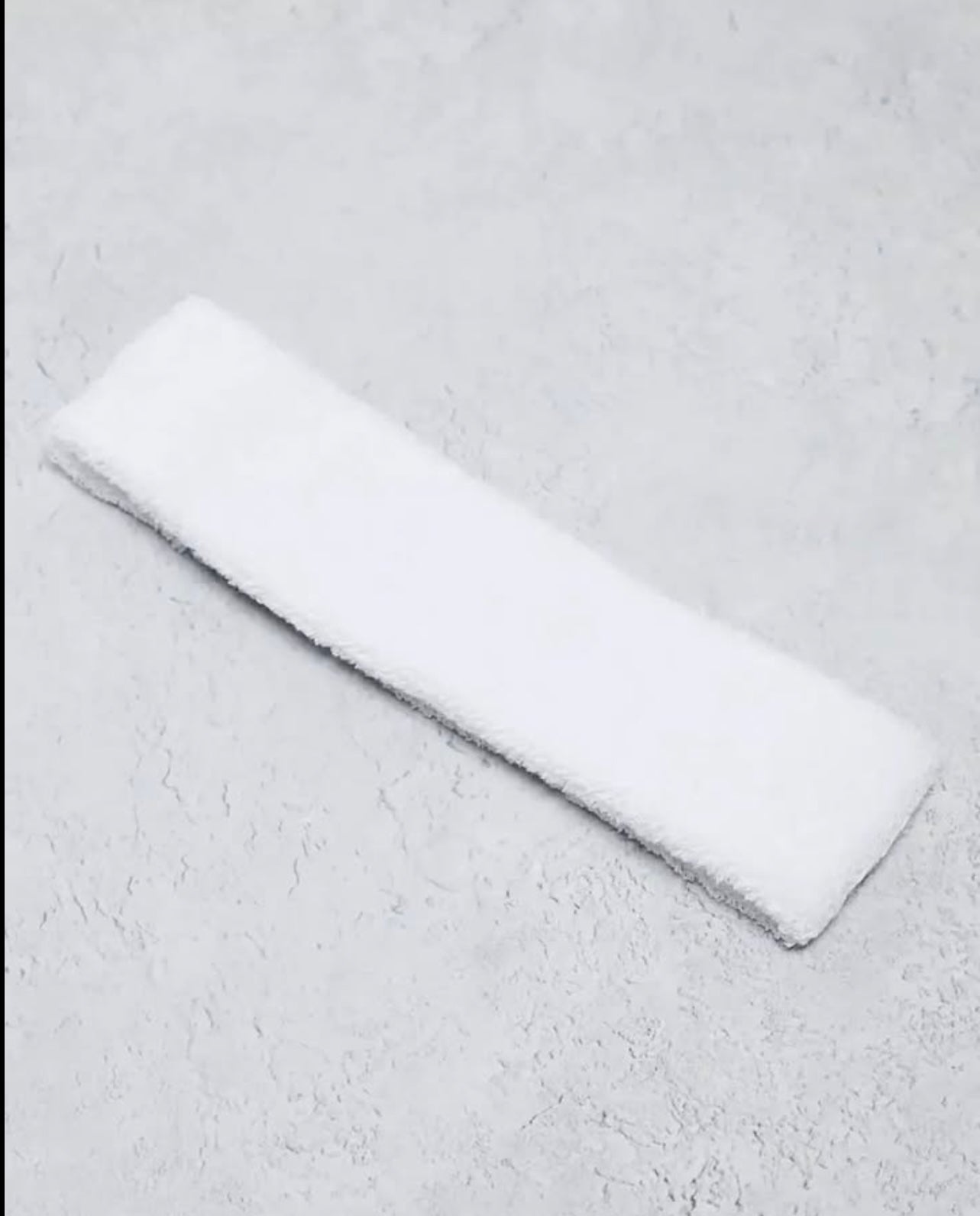 Nike Swoosh Unisex Headband in White