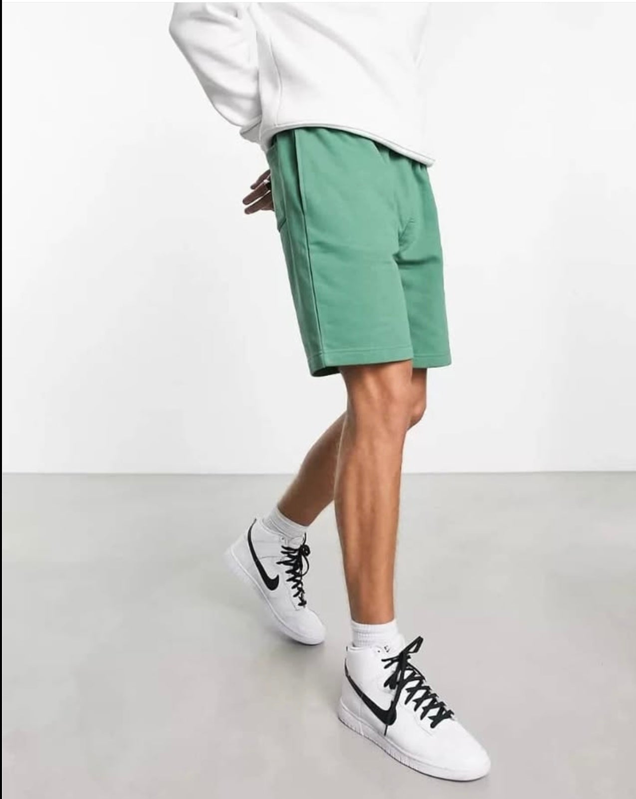 Brave Soul Regular Fit Shorts in Green