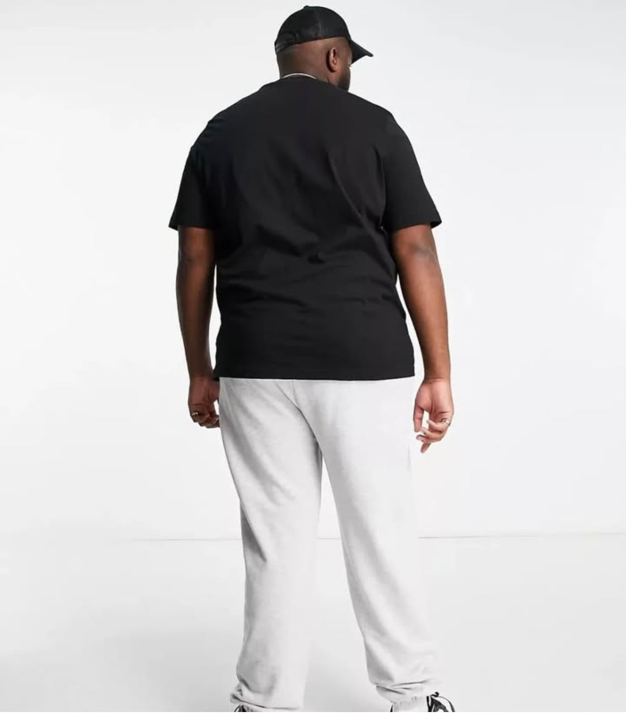 Calvin Klein Regular Fit T Shirt in Black