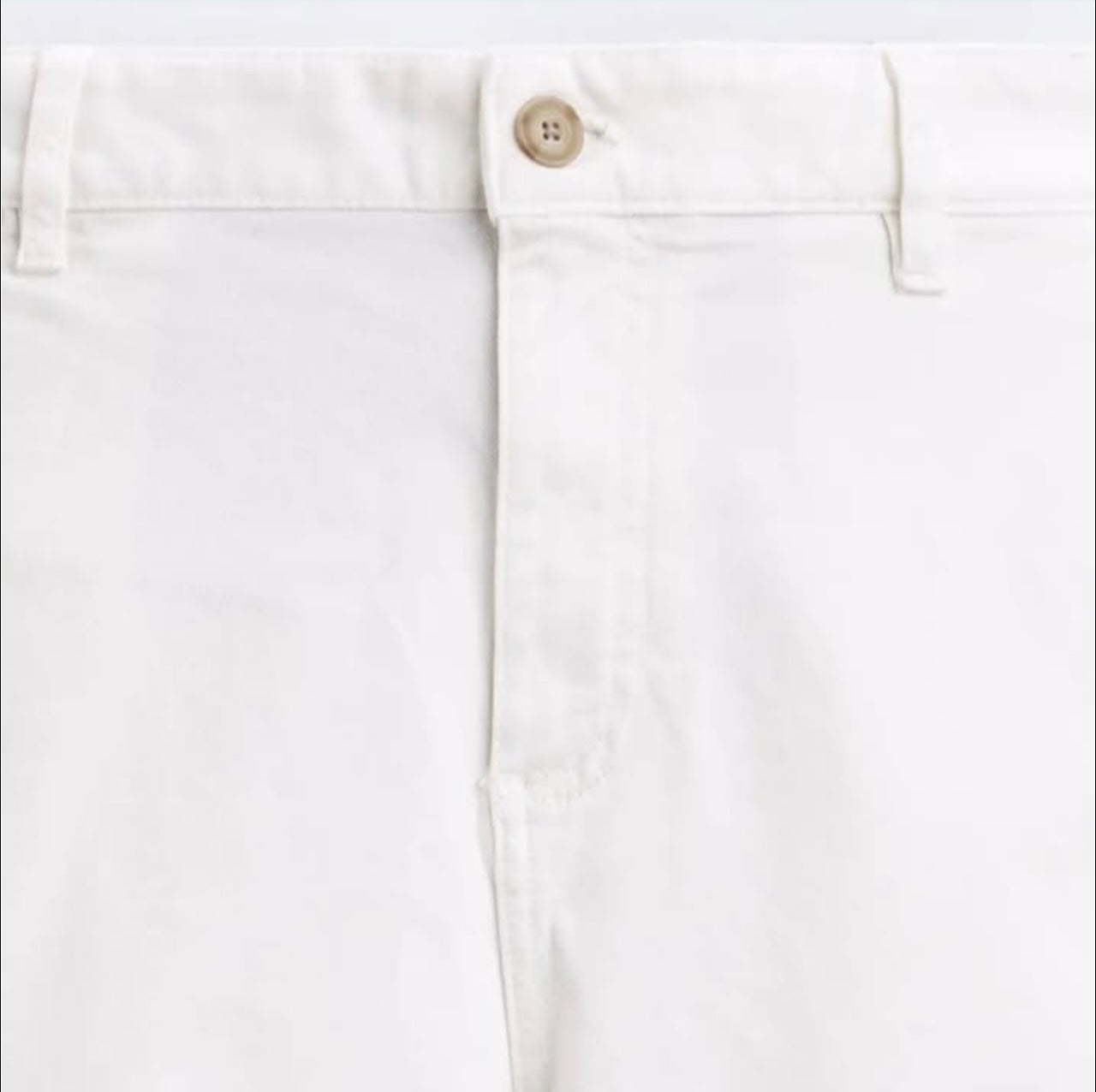 Zara Chinos Shorts in White