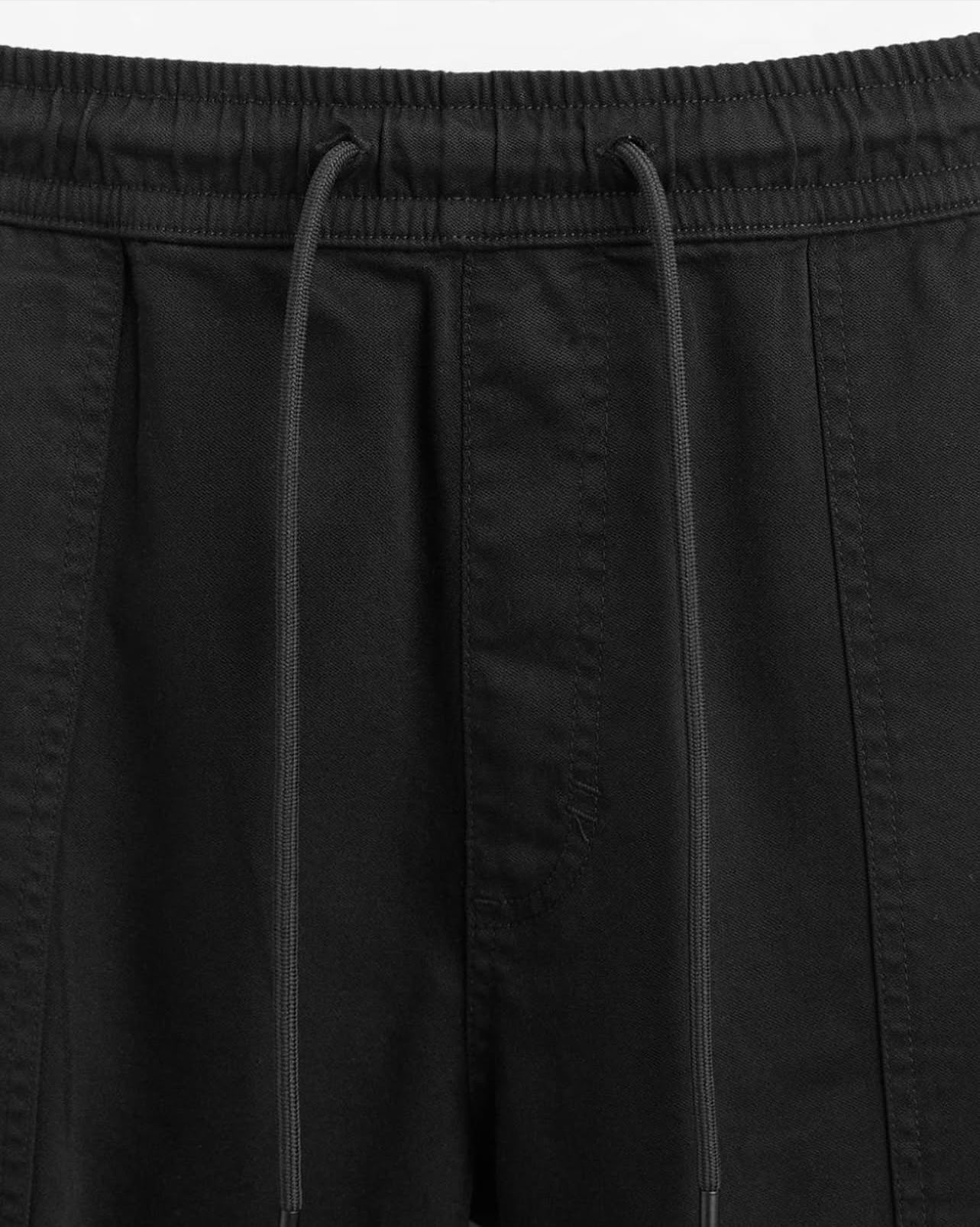 Zara Cargo Joggers in Black