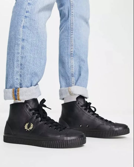 Fred Perry Hi Top Plimsolls in Black Leather