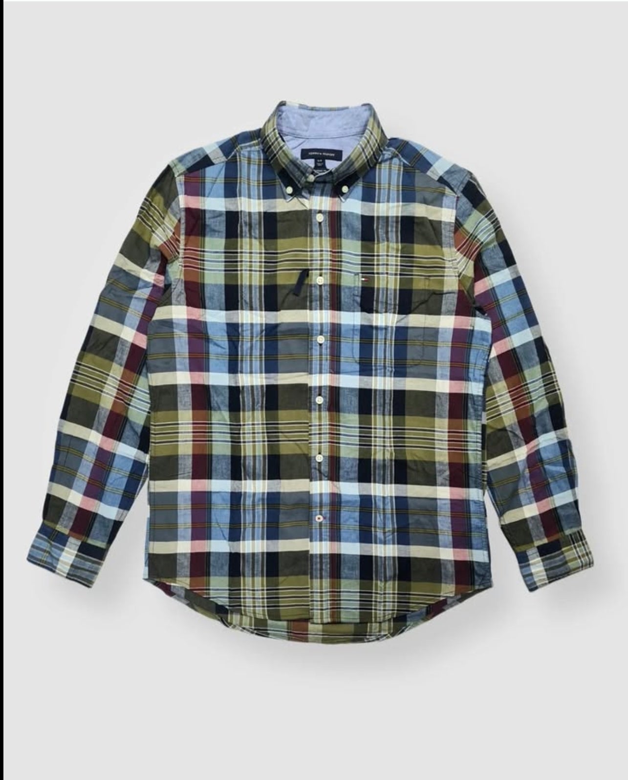 Tommy Hilfiger Classic Fit Shirt in Plaid