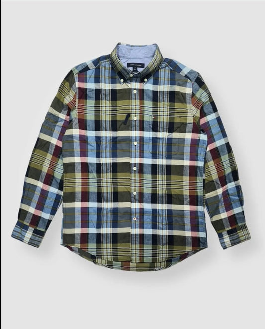 Tommy Hilfiger Classic Fit Shirt in Plaid