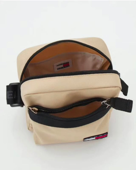 Tommy Hilfiger Crossbody Bag in Sand