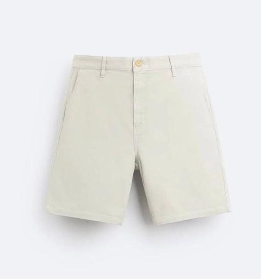 Zara Chinos Shorts in Ecru