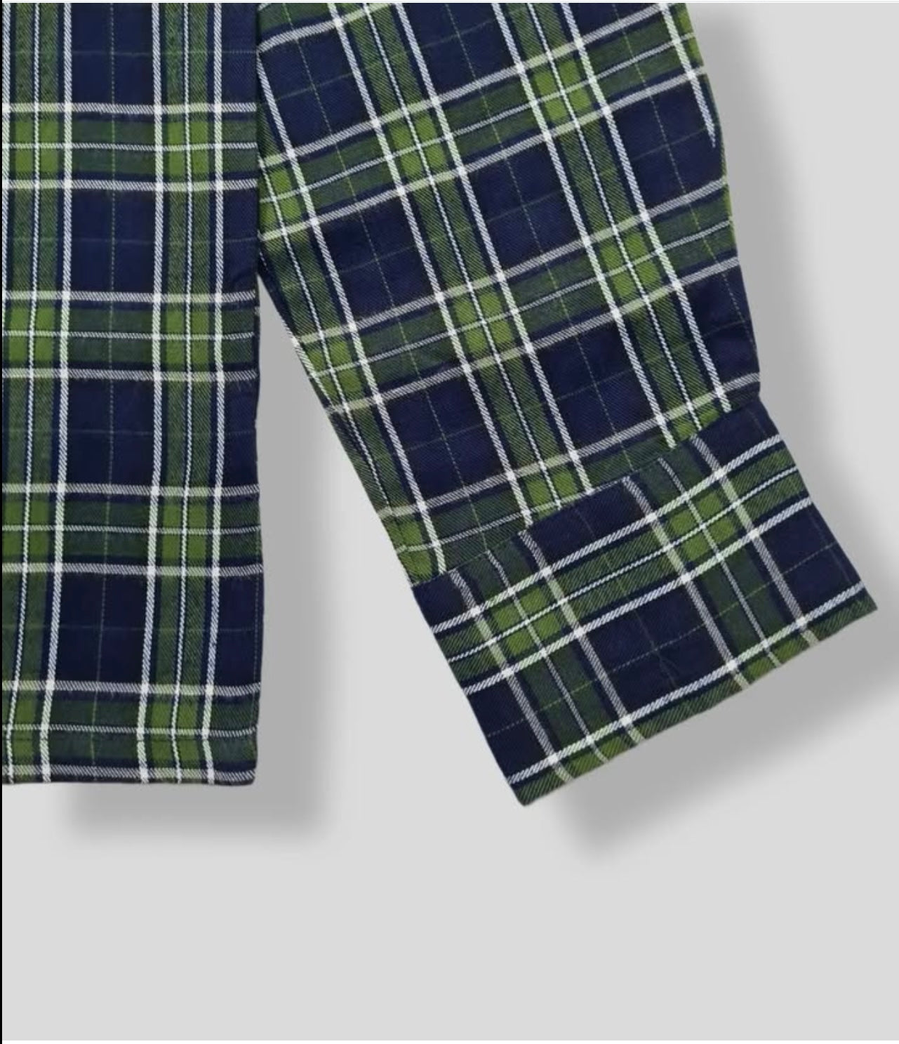 Night Addict Regular Fit Green Plaid Cotton Button Cuff Shirt