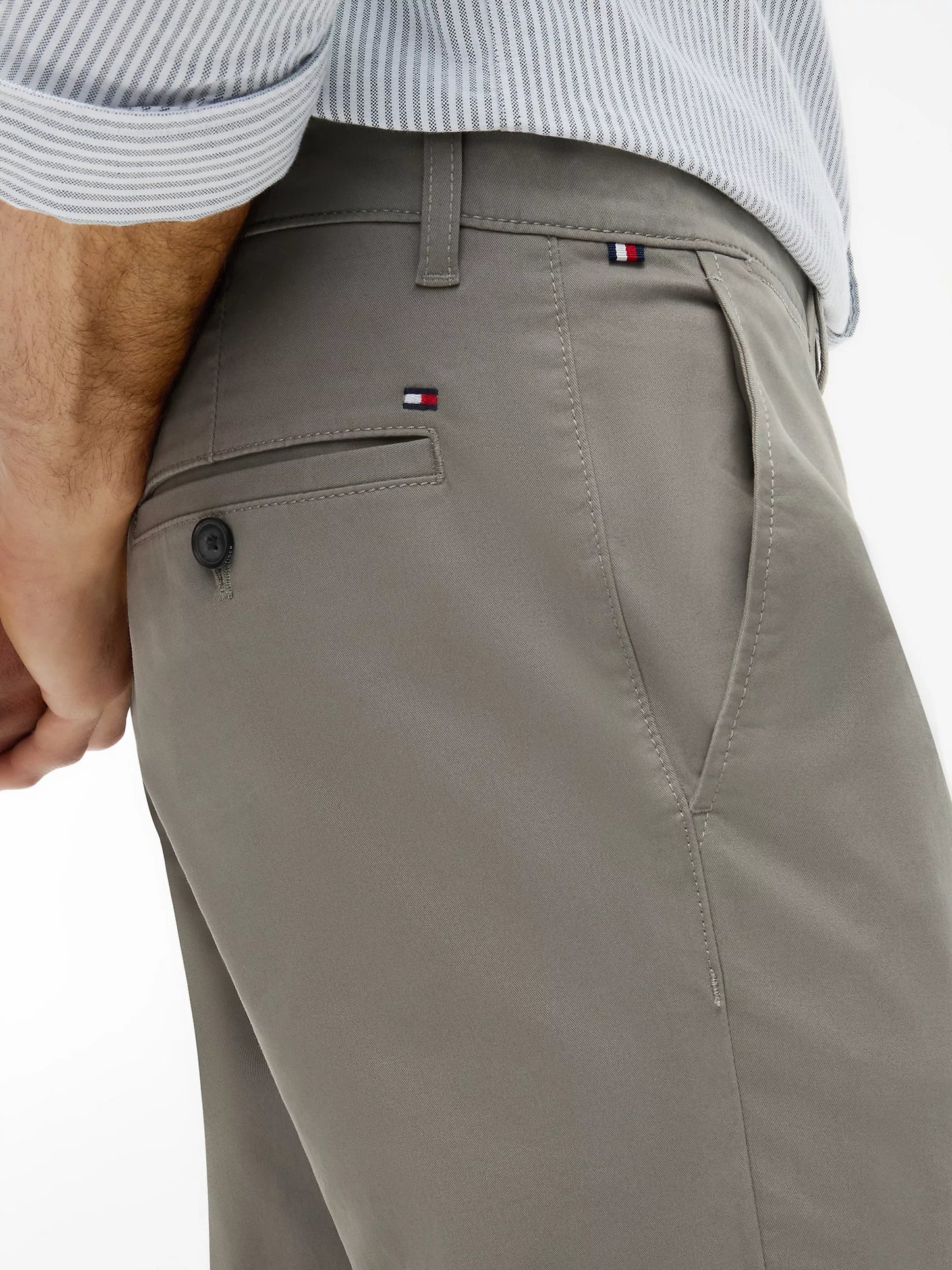 Tommy Hilfiger Slim Fit Chinos Pant In Grey