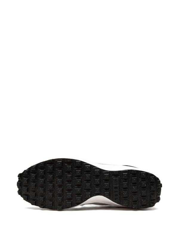Nike Waffle Debut Sneakers in Black