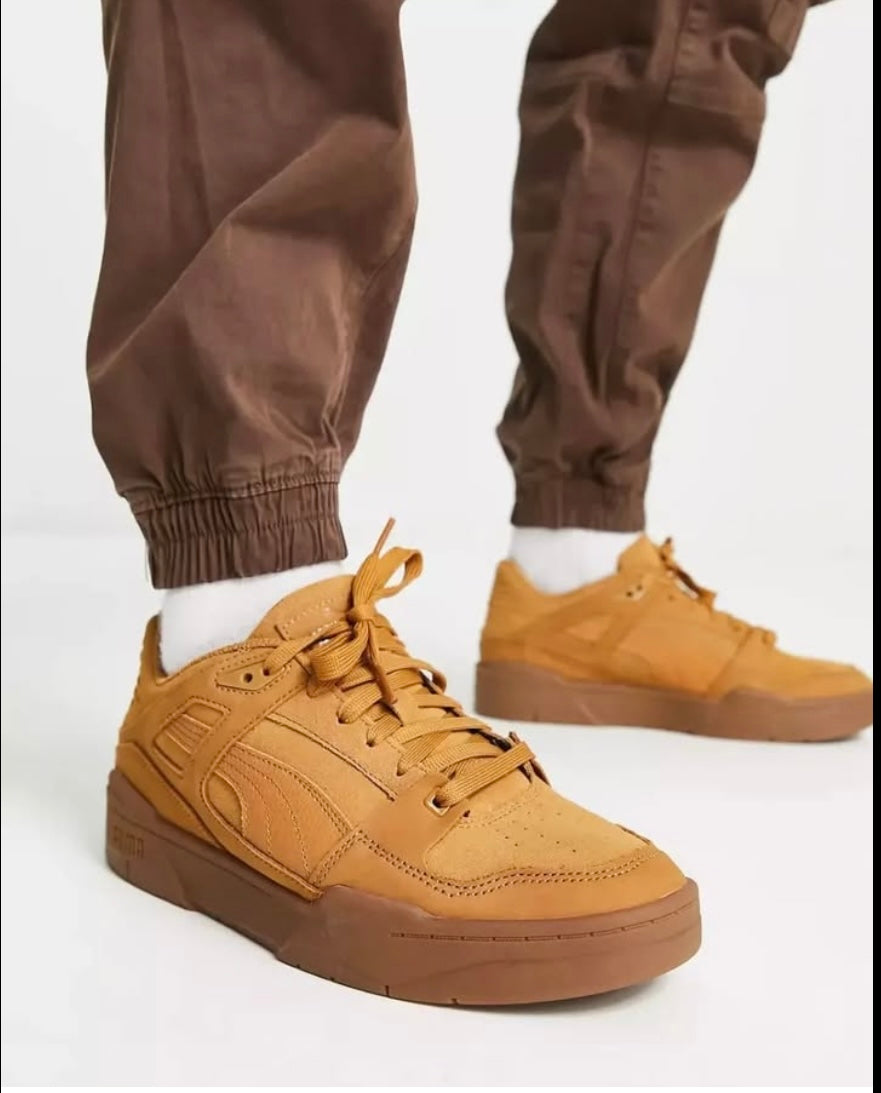 Puma Trainers in Brown