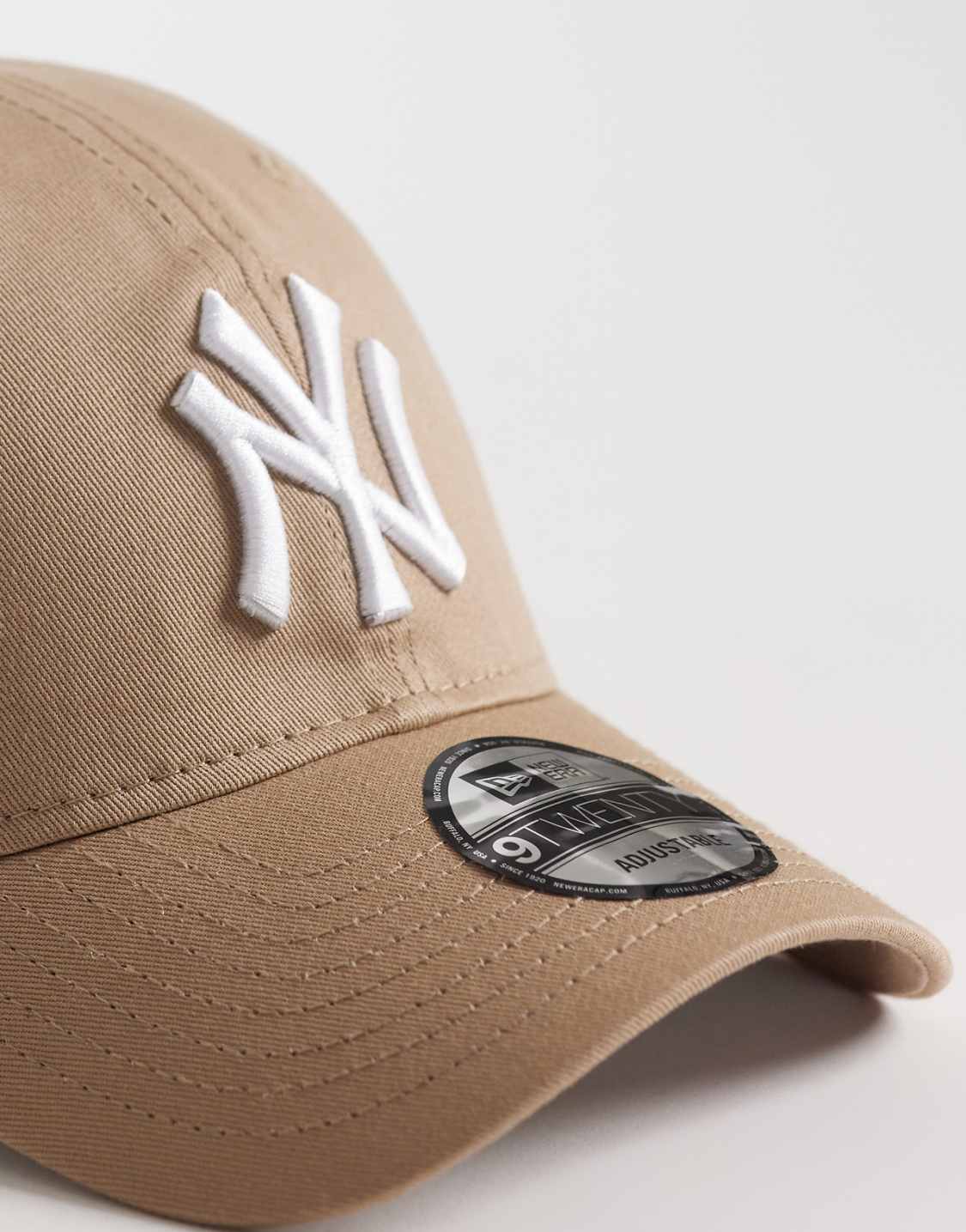 New York Yankees League Essential 9Twenty Baseball Cap