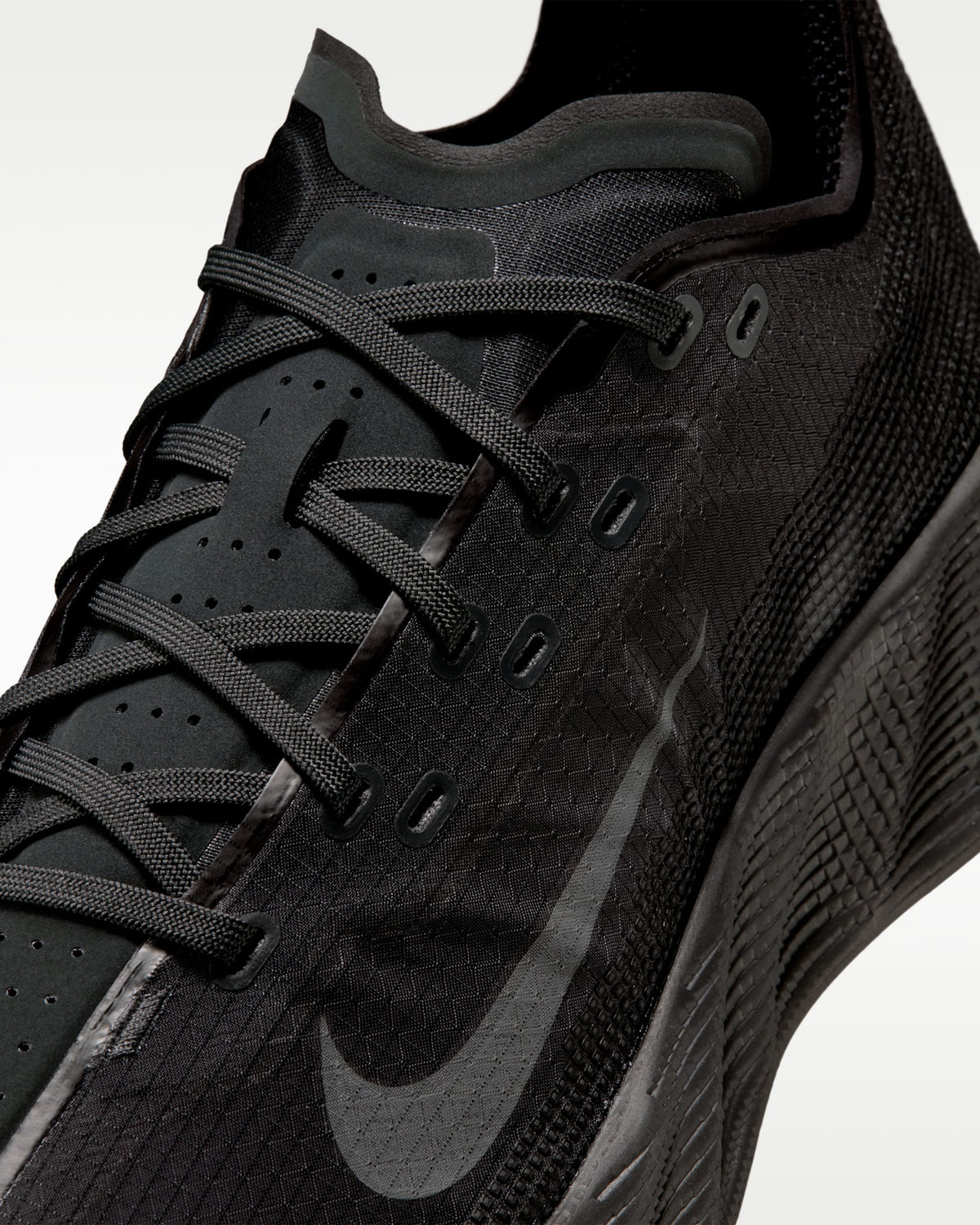 Nike Ava X Sneaker