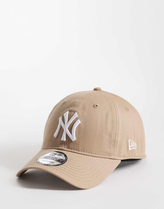 New York Yankees League Essential 9Twenty Baseball Cap