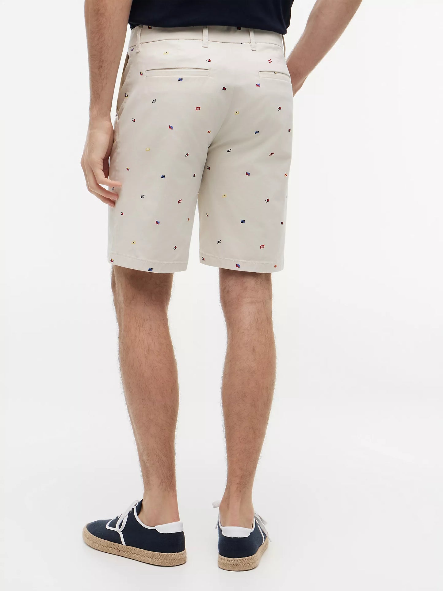Tommy Hilfiger Regular Fit 9" Sailing Flag Print Short