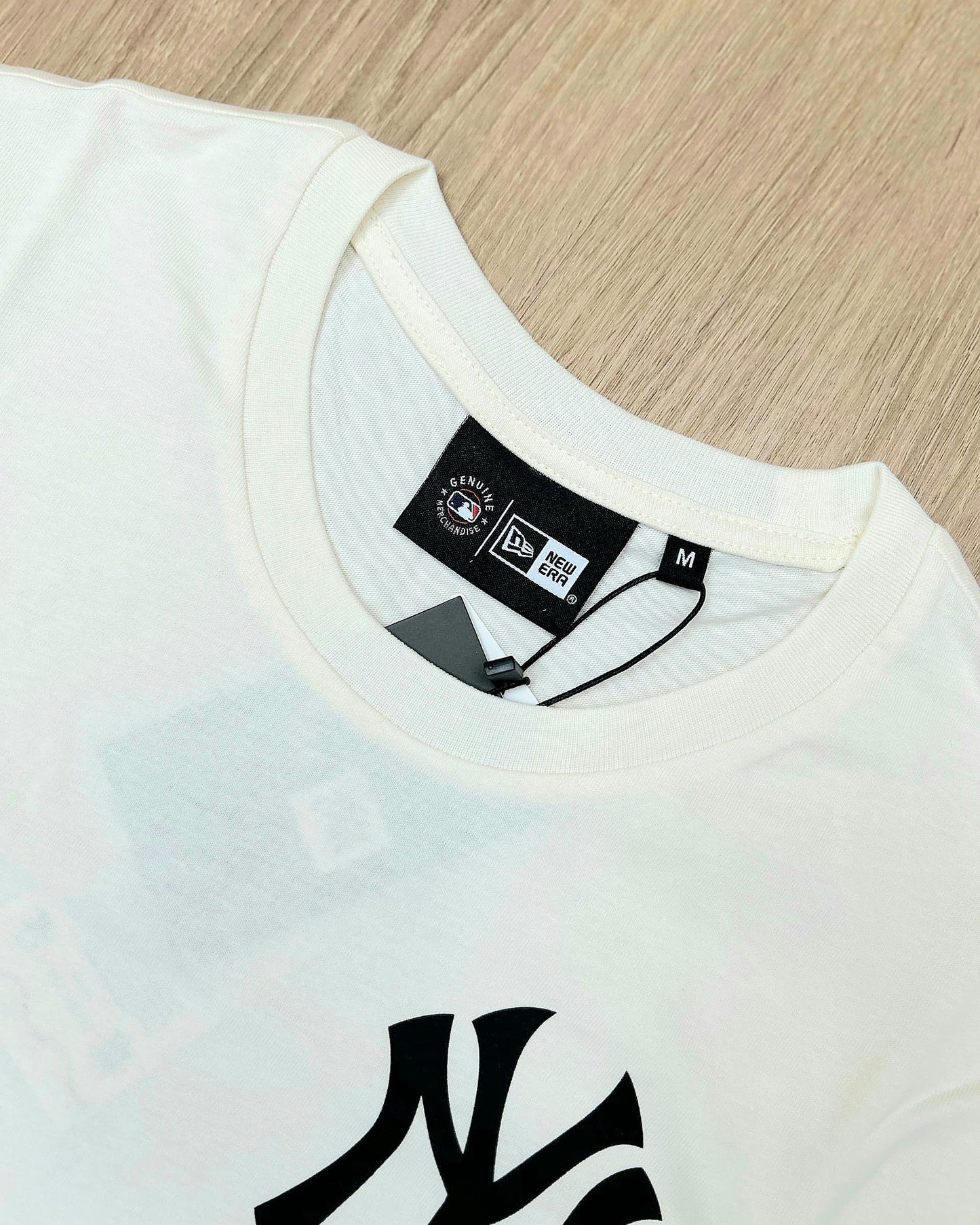 New Era NY Yankees Graphic Off-White T-shirt