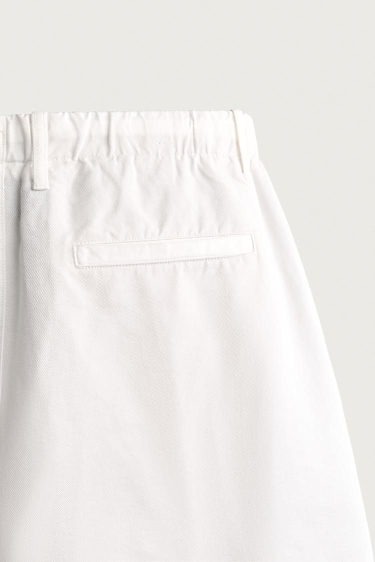 Zara Regular Fit Cotton-Lyocell Short In White
