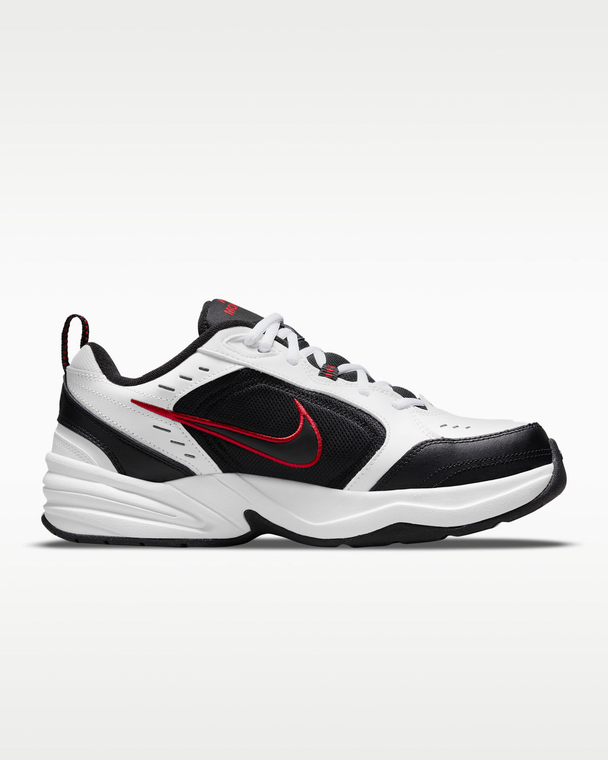 Nike Monarch IV Sneaker
