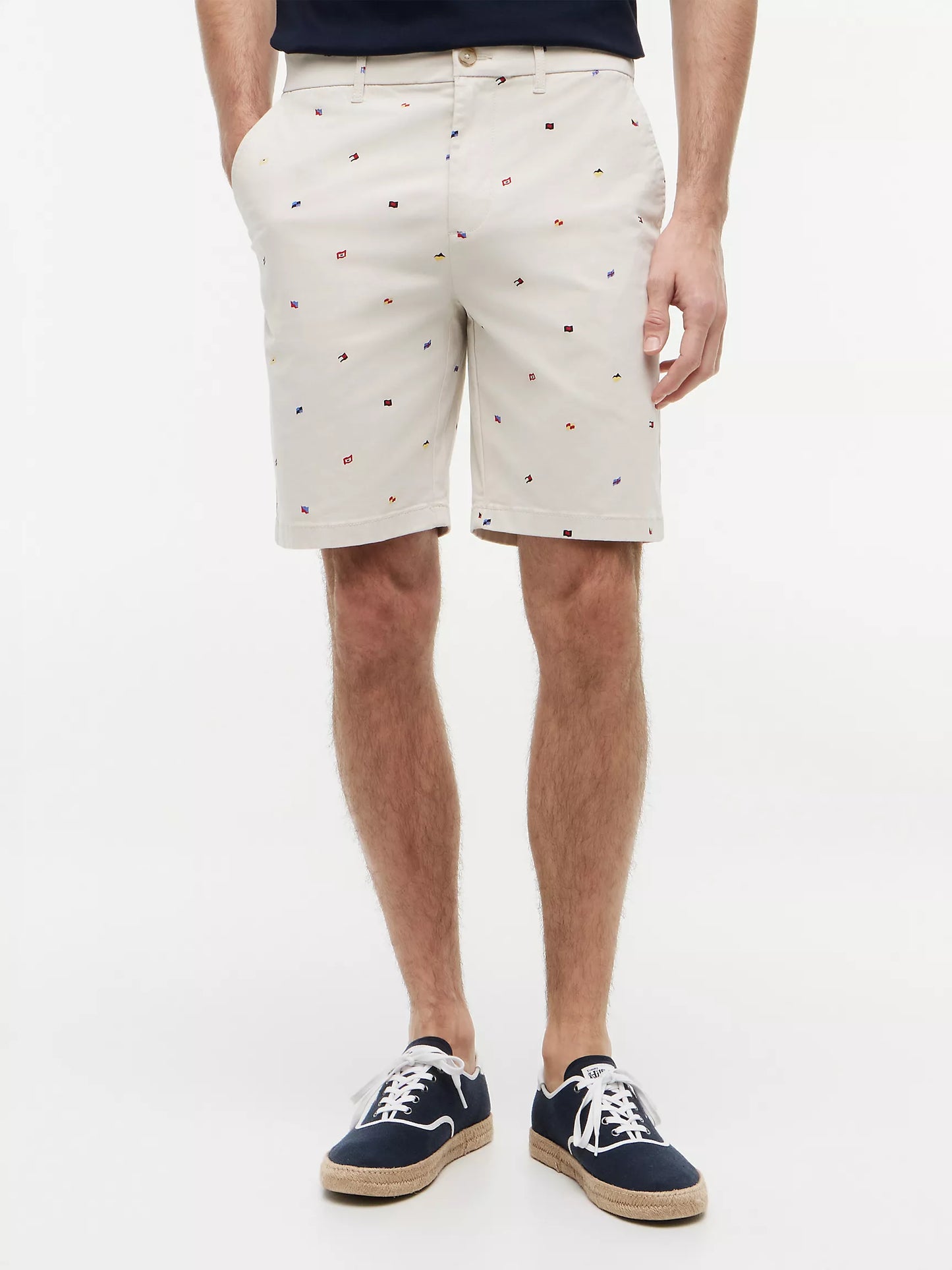 Tommy Hilfiger Regular Fit 9" Sailing Flag Print Short