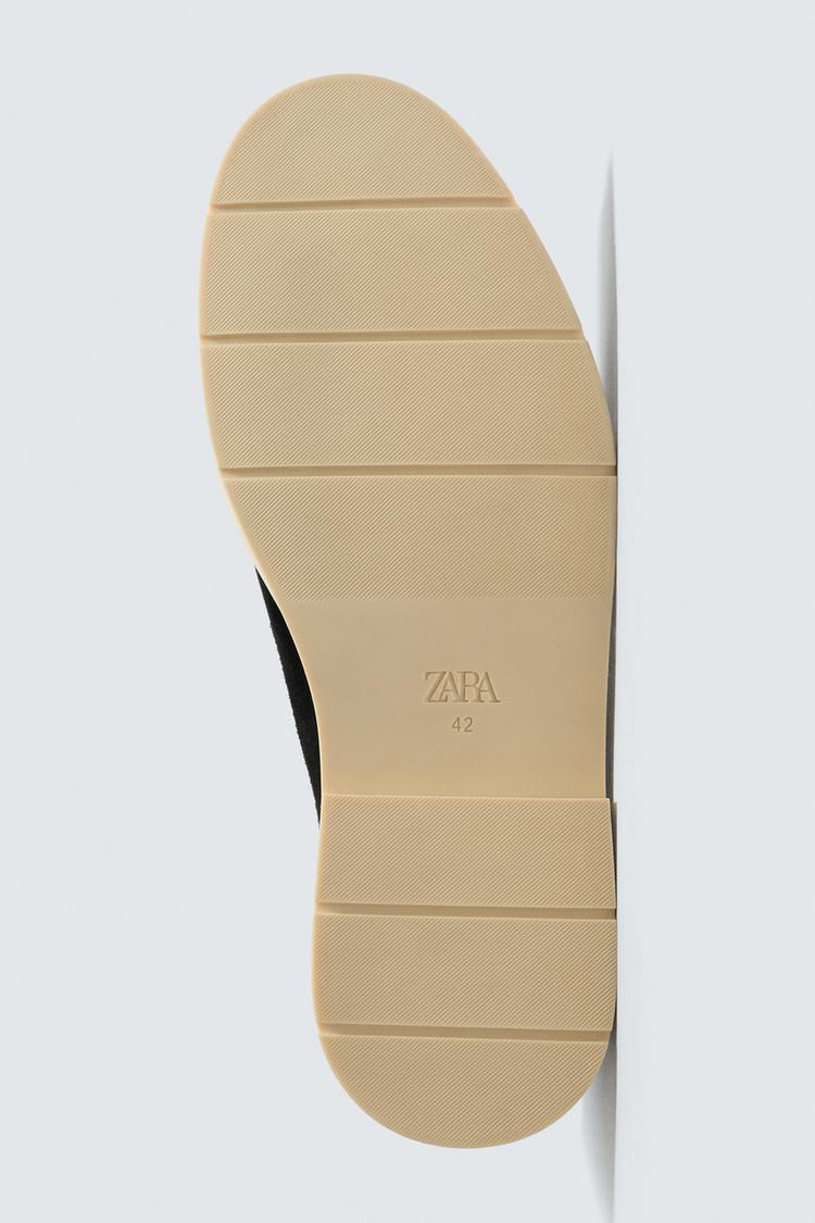 Zara Leather Casual Shoes in Black