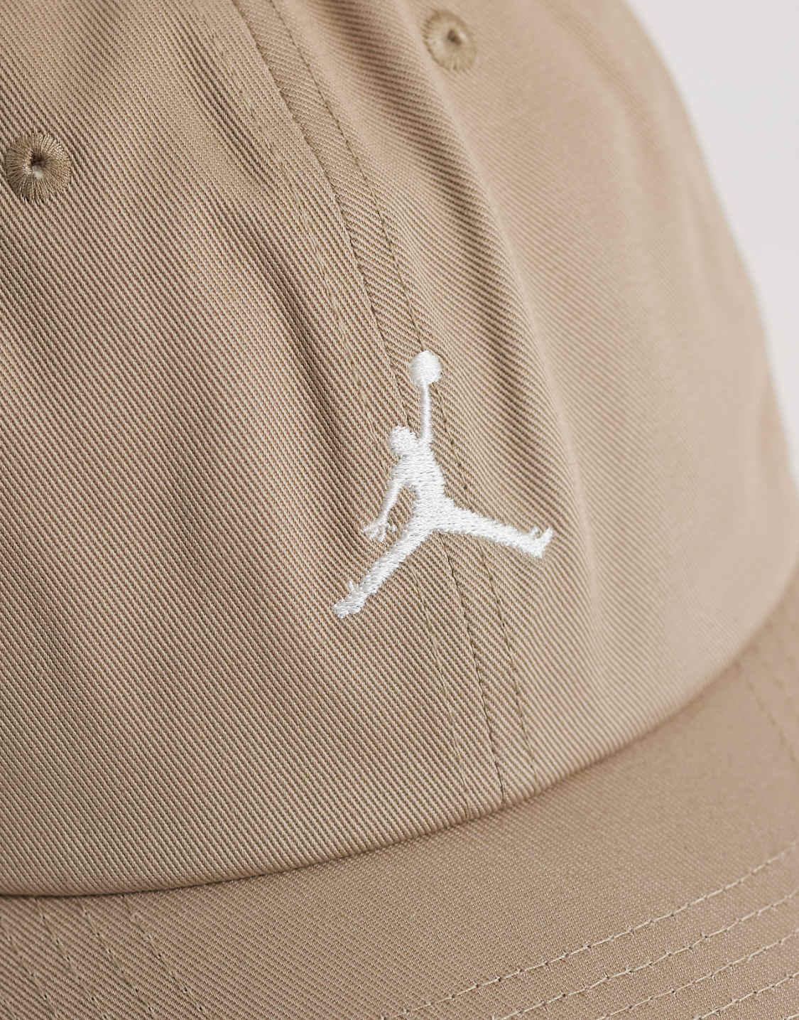 Jordan Club Unstructured Curved-Bill Baseball Cap in Beige