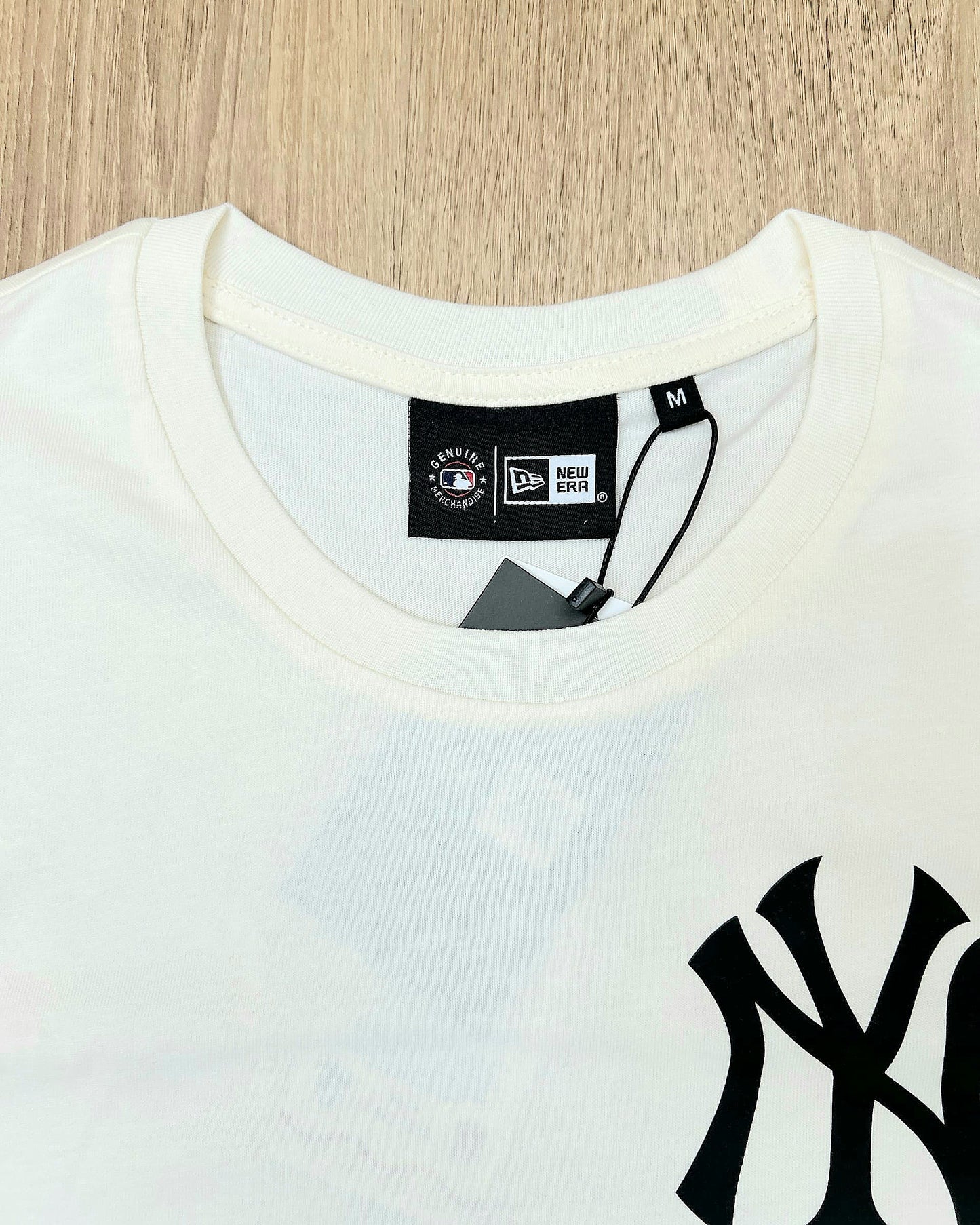 New Era NY Yankees Graphic Off-White T-shirt