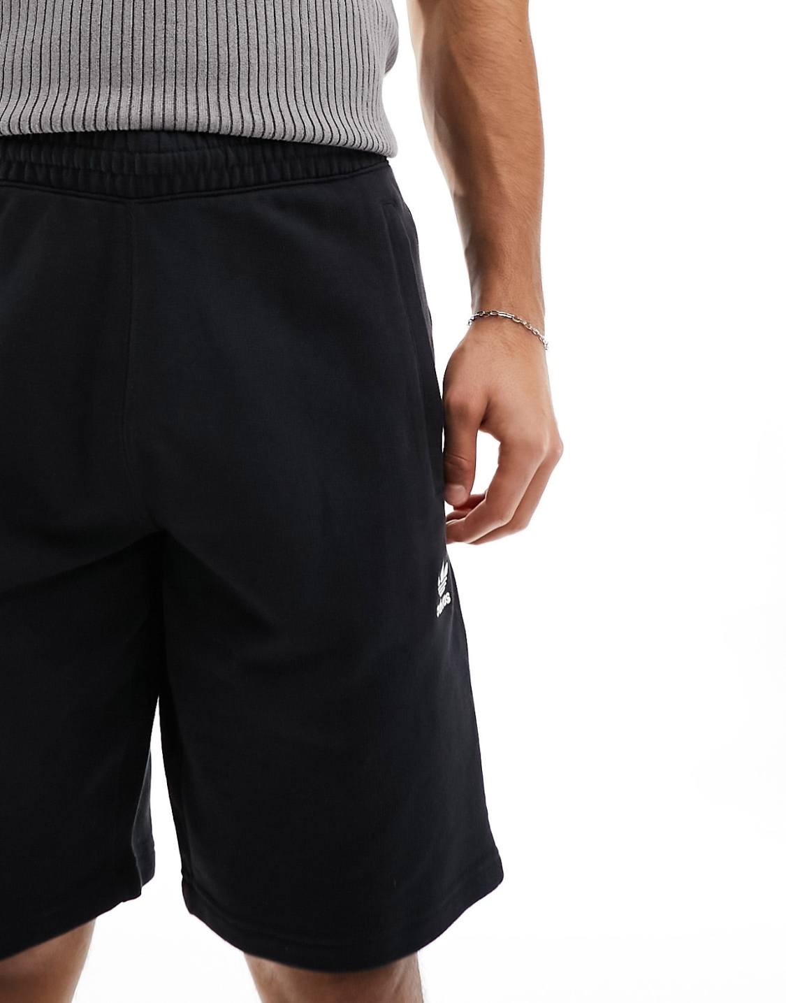 Adidas Regular Fit Trefoil Essential Short