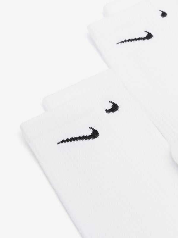 Nike Everyday Cushioned Crew Socks in White (3 Pairs)