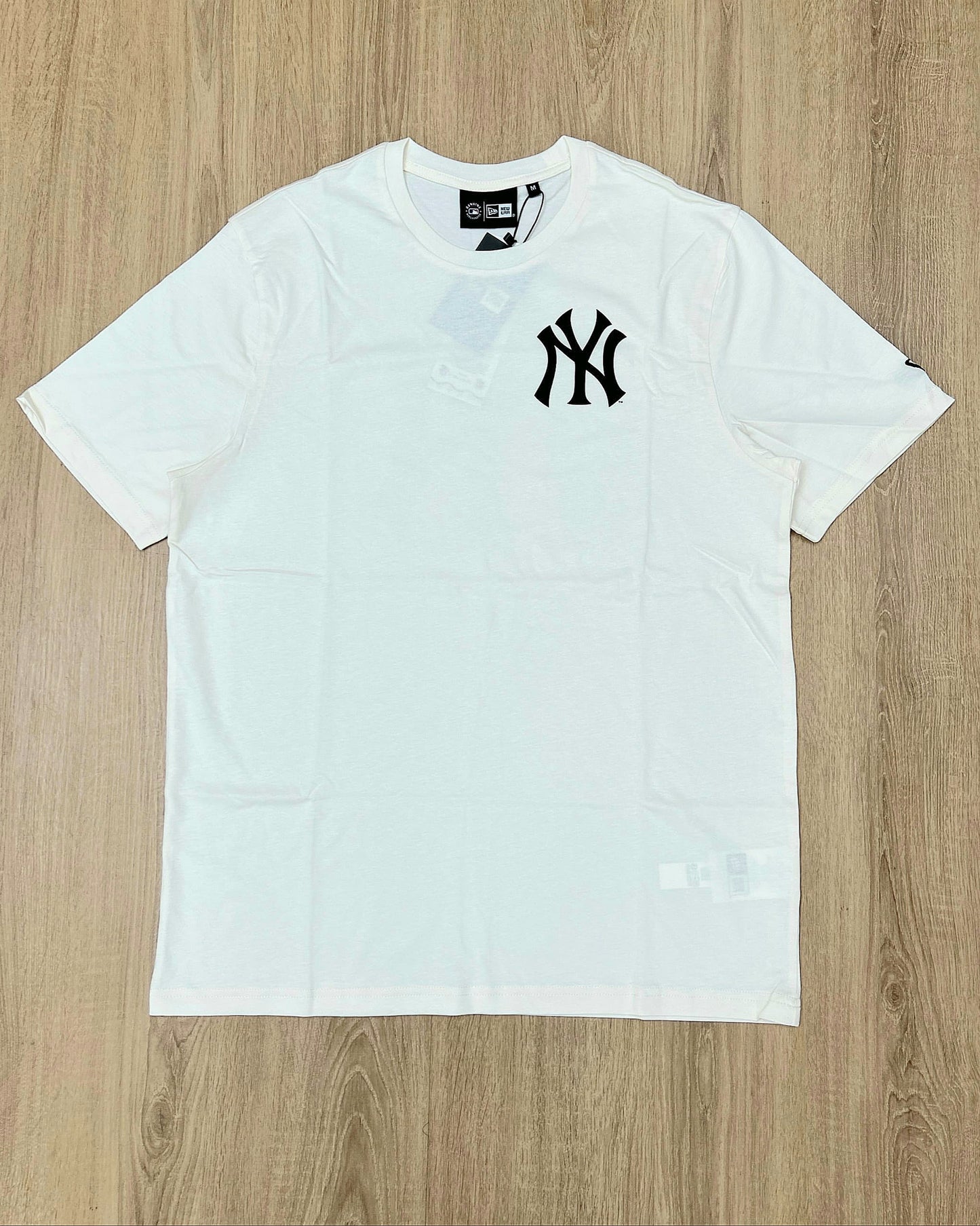 New Era NY Yankees Graphic Off-White T-shirt