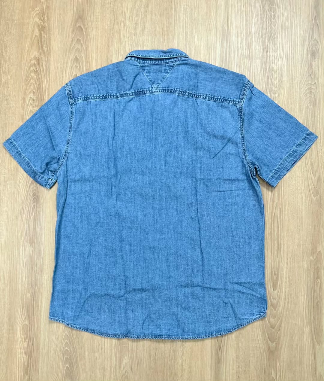 Tommy Hilfiger Regular Fit Chambray Shirt in Blue