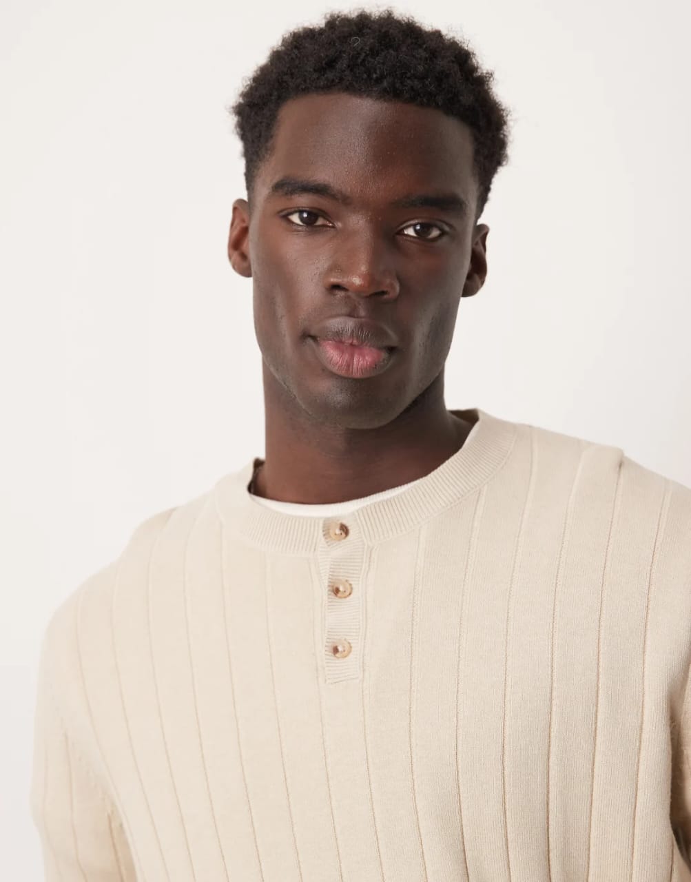ASOS DESIGN Relaxed Knitted Wide Rib Grandad Neck Jumper (Oatmeal)